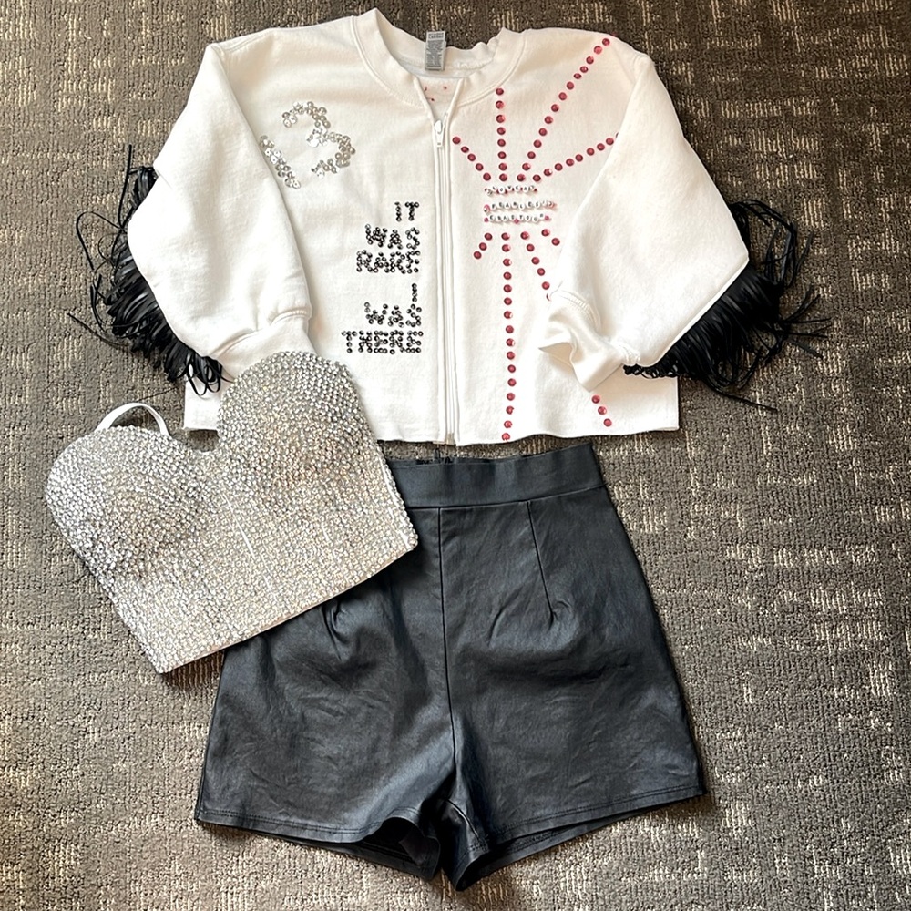 Taylor Swift Eras Tour outfit